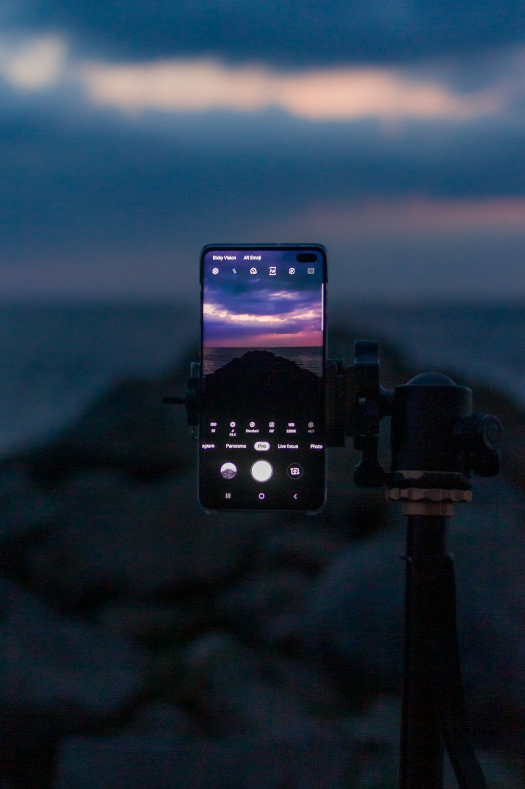 smartphone filming video